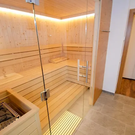 Апартаменты Finest Zell Am By In One